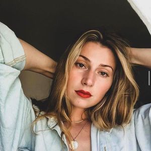 Meet your Posher, Andrea